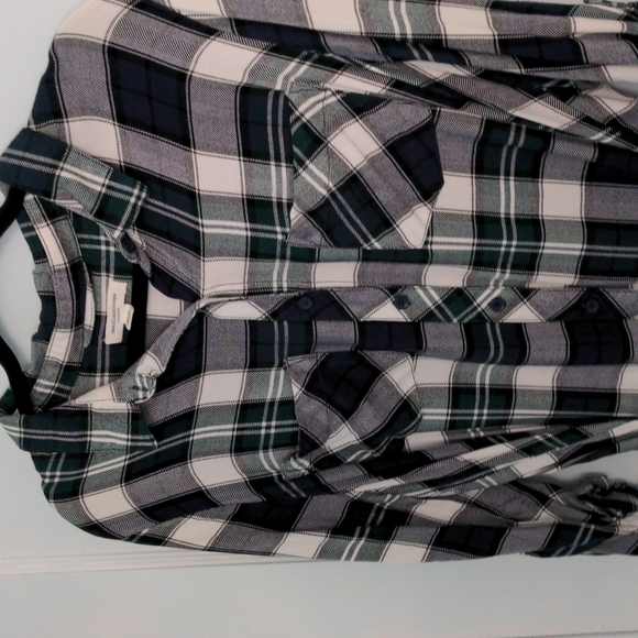Beach Lunch Lounge Size L Plaid Flannel Dress Shirt - Picture 2 of 8